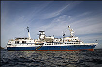 Galapagos Tours and Cruises aboard Santa Cruz